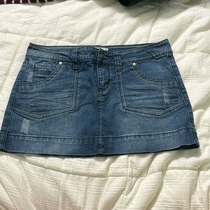 Jean mini skirt